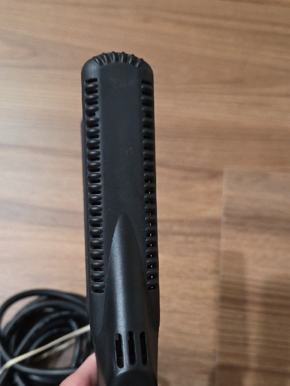 CROC Classic Black Heated Hair Straightening Brush - Picture 8 of 9